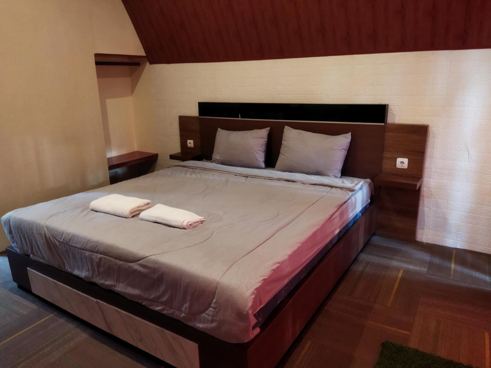 Pijar Resort Powered By Cocotel Kudus Zimmer foto